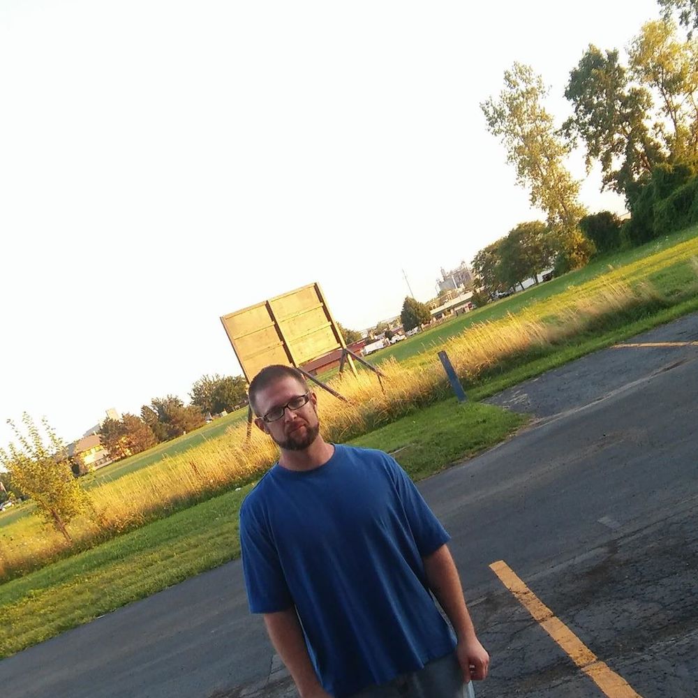 Meet your Posher, Rj